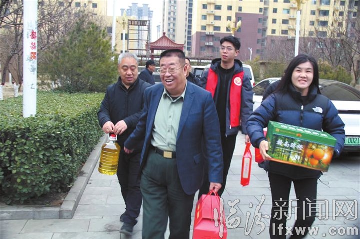 革新思想观念 深化思想解放 大胆探索实践